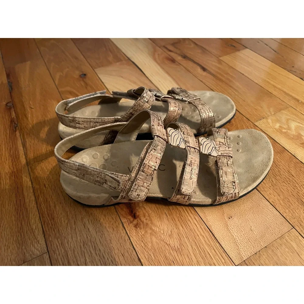Women's‎ Vionic Amber Adjustable Sandal Size 8